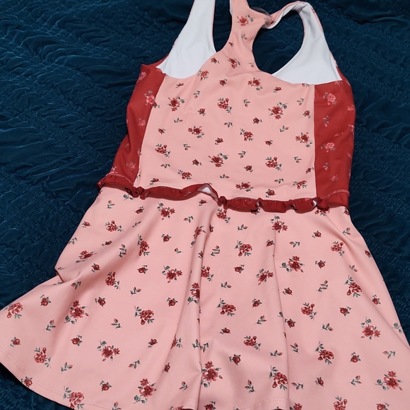 Stride Racer Ruffle Dress - Picture 3 of 5